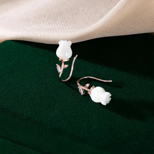 Vista 6 de Reffeer Aretes de plata de ley 925 maciza con diseño de flores para mujer