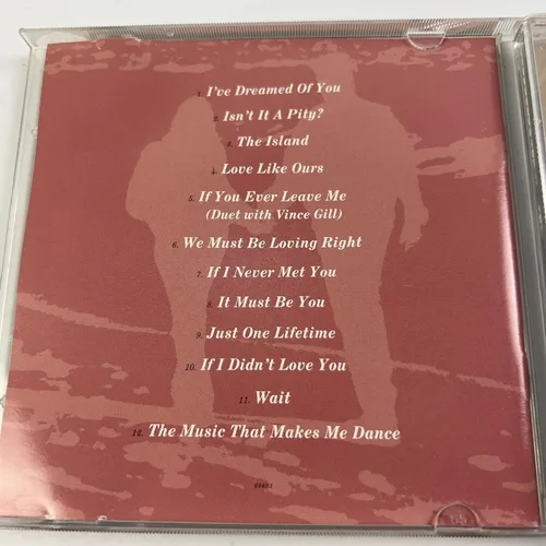 Vista 3 de A Love Like Ours
