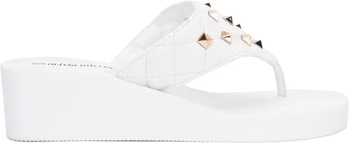 Vista 3 de Olivia Miller Zapatos de moda para mujer, galería de piel sintética vegana con diamantes de imitación, sandalias con correa en T, estilo tanga