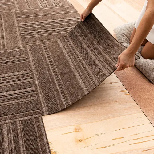 Vista 25 de Mohawk Home Baldosa de alfombra de 24" x 24" para interiores/exteriores, altura de pelo de 0.25", despegar y pegar, poliéster negro, (15 baldosas)