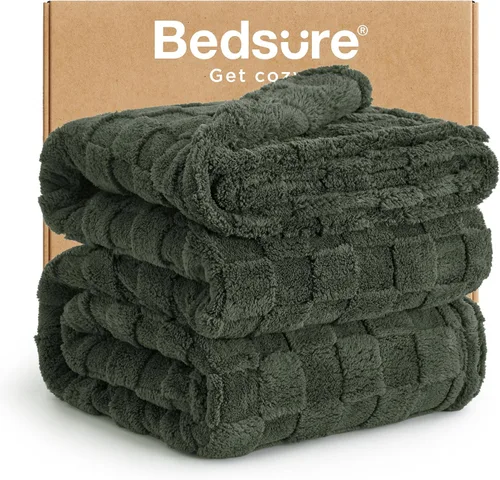 Vista 24 de Bedsure GentleSoft - Manta verde salvia para sofá, manta de forro polar a cuadros, regalos de Navidad para mujeres, hombres y niñas, bonita manta