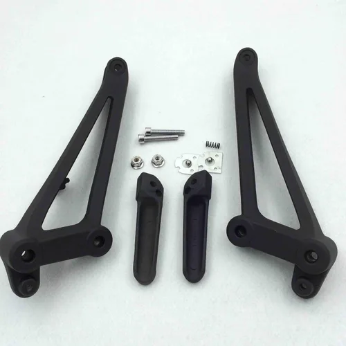 Vista 6 de HONGK - Reposapiés trasero negro compatible con Yamaha YZF-R1 2009 2010 2011 [B01BI814GQ]