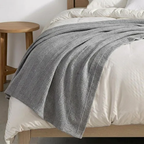 Vista 2 de Nautica - Manta tamaño Queen, ropa de cama tejida de algodón texturizado, ideal para cama o sofá, certificado Oeko-Tex (rayas grises)