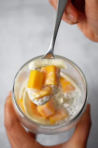 Vista 3 de Pequeñas perlas de tapioca boba (bolas de sagú) de yuca – Crea una perfección masticable en el té de leche Boba de burbujas taiwanés, pudín