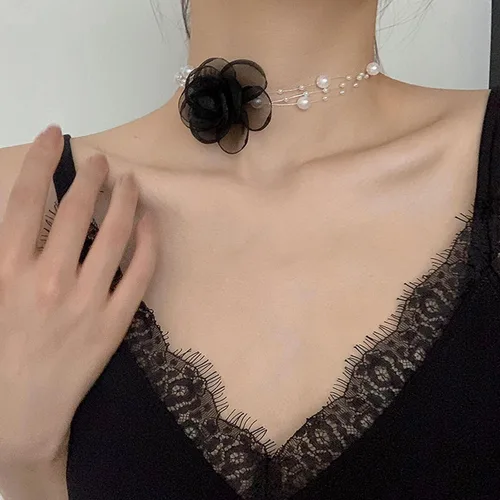 Vista 3 de Gargantilla de perlas de flor bohemia para gargantilla floral, collar de cadena con cuentas de perlas delicadas para mujer, collar de flores