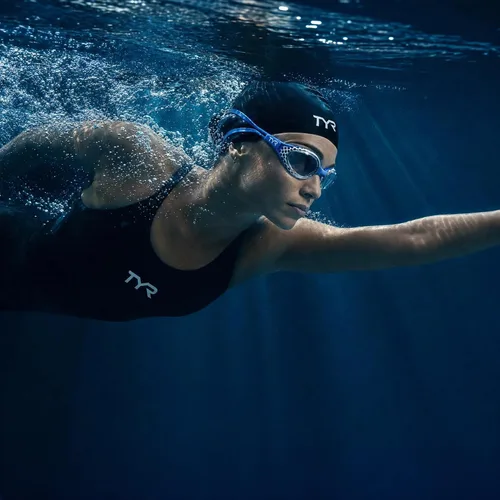 Vista 4 de TYR Nest Pro - Gafas de natación – Diseño inspirado en el estadio olímpico de Pekín 2008, visión periférica amplia, antivaho y protección UV