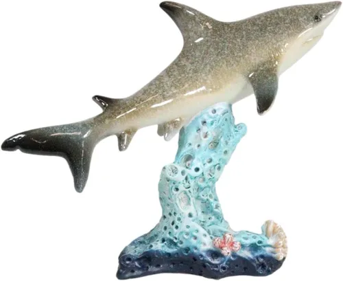 Vista 6 de Ebros Gift Náutica Marina Vida Silvestre Gran Tiburón Blanco Natación Sobre el Mar Estatua de Arrecife de Coral Coastal Ocean Wildlife Fish Figura