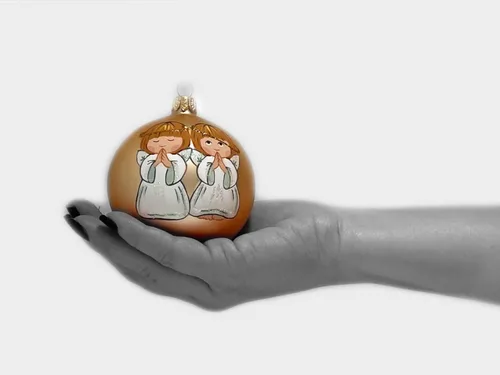 Vista 7 de Adorno de Navidad, dos ángeles orantes, bola de vidrio soplado de 3 pulgadas (3.150 in) (ángeles rezantes, oro - ángeles blancos)