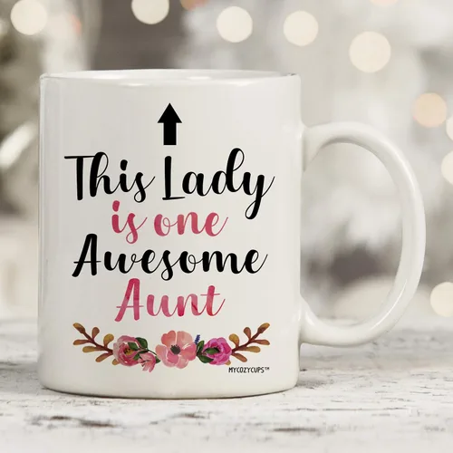 Vista 4 de Taza de café This Lady Is One Awesome Aunt – Taza de 11 oz para tía – Taza para cumpleaños, Navidad, Día de la Madre de sobrina, sobrino, familia