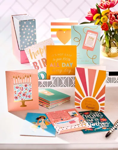 Vista 8 de American Greetings Tarjetas de lujo con sobres, mamá amiga (32 unidades)