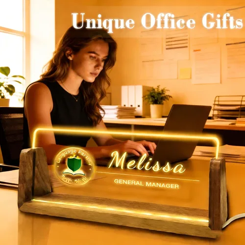 Vista 7 de Placa de nombre de escritorio personalizada con luz acrílica para escritorio, regalos de oficina personalizados para jefes, compañeros de trabajo