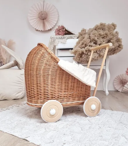 Vista 6 de Wiklibox Cochecito de muñeca de ratán natural, hecho a mano en Europa, se adapta a muñecas de 17 pulgadas y juguetes de peluche, cochecito de muñeca