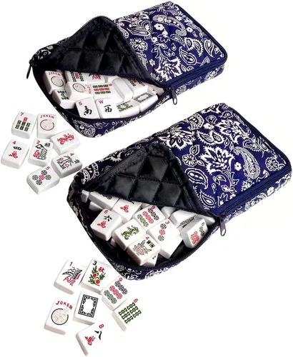 Vista 2 de Juego de Mahjong americano por Linda Li™,166 azulejos blancos, 4 rack todo incluido, bolsa suave Azul Paisley, juego Mahjongg completo