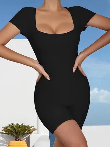 Vista 6 de VUTRU Overol sexy de una pieza con cuello cuadrado para mujer, camiseta sin mangas de manga corta, pantalones cortos entallados, overol deportivo