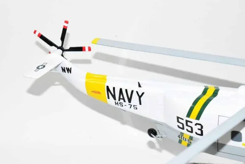 Vista 6 de Sikorsky® SH-3 SEA King™, HS-75 Emerald Knights, modelo a escala de caoba de 16