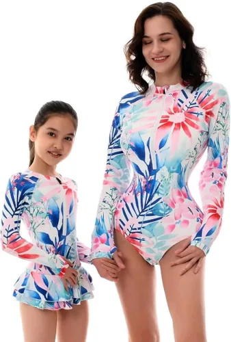 Vista 3 de YOLIPULI Traje de baño para madre e hija, traje de baño familiar a juego para mujer con camiseta de protección para niñas