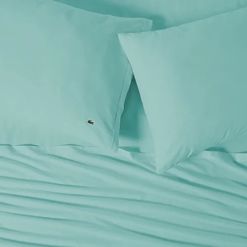 Vista 12 de Lacoste Juego de 2 fundas de almohada de 100% algodón percal – Fresco, crujiente, mate y duradero, certificado Oeko-Tex – Sólido, verde, estándar
