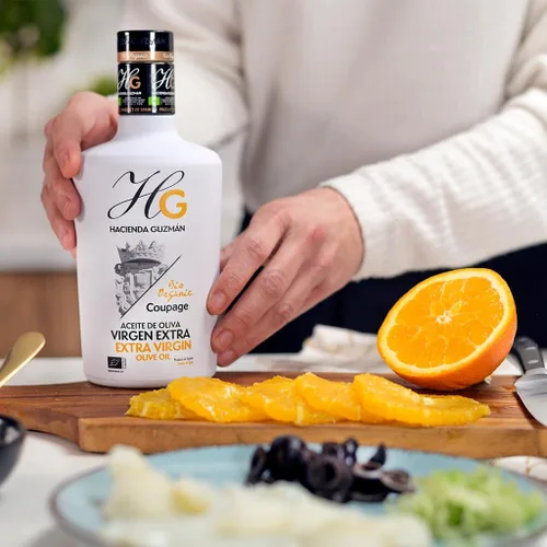 Vista 6 de HACIENDA GUZMÁN - Aceite de Oliva Virgen Extra Bio Mezcla de Manzanilla, Hojiblanca y Arbequina. Perfecto para cocinar, hornear y aderezo