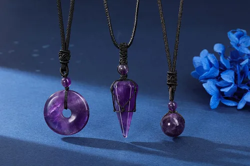 Vista 2 de Jovivi Juego de 3 collares de piedra de cristal curativo para hombres y mujeres, amatista natural, obsidiana negra, ojo de tigre, piedras preciosas