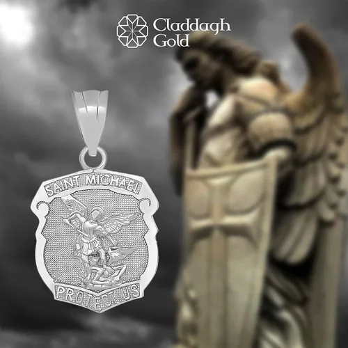 Vista 4 de Collar con colgante de medalla de San Miguel el el Arcángel de plata de ley 925