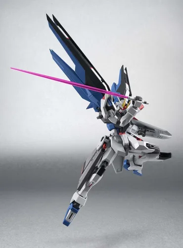 Vista 9 de TAMASHII NATIONS Bandai Robot Spirits Freedom Gundam Seed Figura de acción