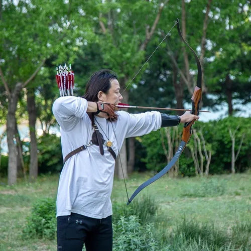 Vista 4 de Deerseeker Archery 60"/62" Takedown Recurve Bow Set with Flemish String Woodgrain Limbs Right Hand & Left Hand Traditional Wooden Bow for Adults &