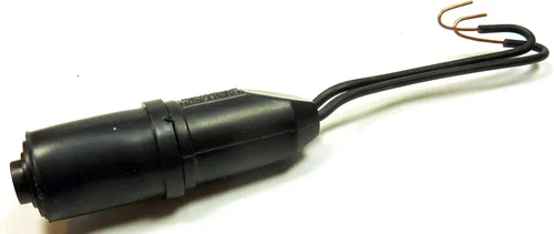 Vista 3 de Philmore Antena al aire libre de TV que hace juego Balun VHF/UHF/FM 300 a 75 ohmios