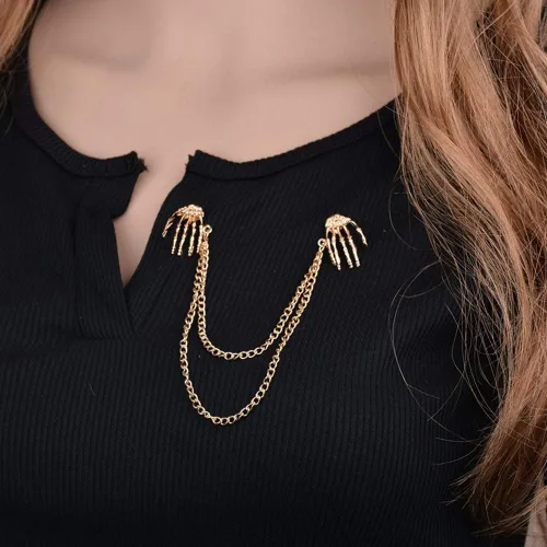 Vista 3 de Broche creativo de hueso de mano fantasma para camisas, collar de cadena de suéter, clip de solapa con doble cadena Oro