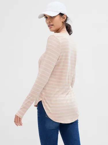 Vista 2 de GAP Women's Long Sleeve Cozy Split Neck Top Shirt