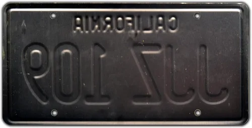 Vista 2 de Armazón para placa Bullitt / Steve McQueen's '68 Ford Mustang / JJZ 109 de metal estampado