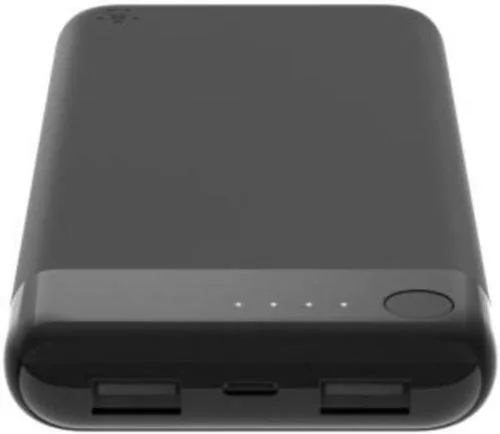 Vista 4 de Belkin Boost Charge Power Bank 10K con conector Lightning.