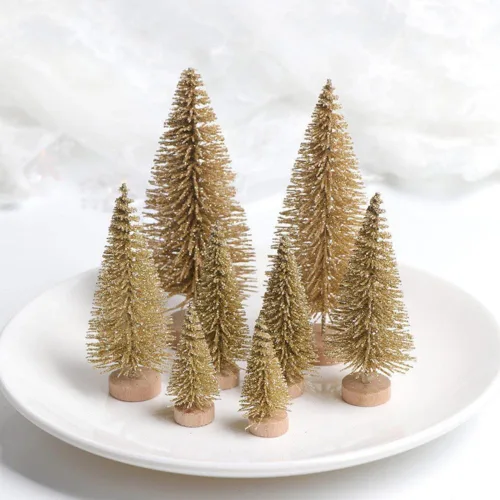 Vista 3 de 8 piezas de mini árbol de Navidad, árboles de Navidad en miniatura con base de madera, árboles de cepillo de botella dorados, árbol de Navidad