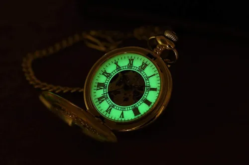 Vista 4 de Steampunk - Reloj de bolsillo mecánico con diseño de letras romanas vintage con cadenas para regalos de Navidad