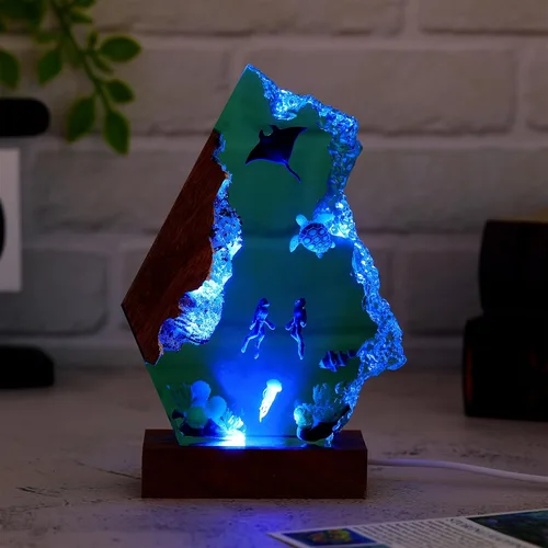 Vista 7 de Drawelry Lámpara creativa de luz de madera de resina epoxi, hecha a mano, con forma de onda profunda, lámpara de océano acuático profundo, buceador