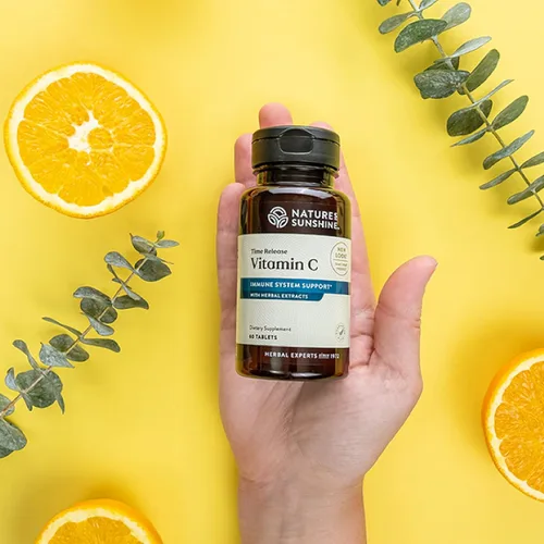 Vista 2 de Natures Sunshine Vitamina C Liberación temporal, 1000 mg, 120 tabletas Apoya el sistema inmunológico y apaga los radicales libres peligrosos