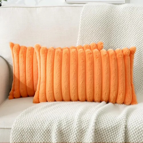 Vista 18 de Soleebee Juego de 2 fundas de cojín decorativo de terciopelo suave y acogedor, fundas de piel sintética de conejo para sofá, cama, silla, cojines