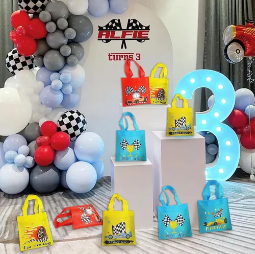 Vista 4 de BANBALLON 20 bolsas de recuerdo de fiesta de autos de carreras, no tejidas, bolsas de regalo para cumpleaños de niños, fiestas temáticas