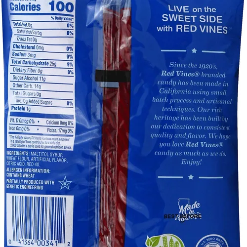Vista 2 de Red Vines Regaliz sin azúcar, sabor a fresa, suaves y masticables, bolsas de 5 onzas (paquete de 12)