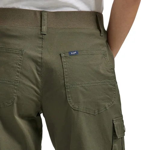 Vista 5 de Lee Bermudas tipo cargo para mujer Petite Flex-to-go de tiro medio, ajuste relajado