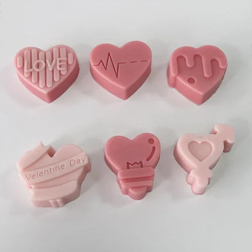 Vista 6 de Moldes de silicona de plástico para el día de San Valentín, moldes de silicona para dulces de corazones rosados, moldes de jabón, moldes de galletas