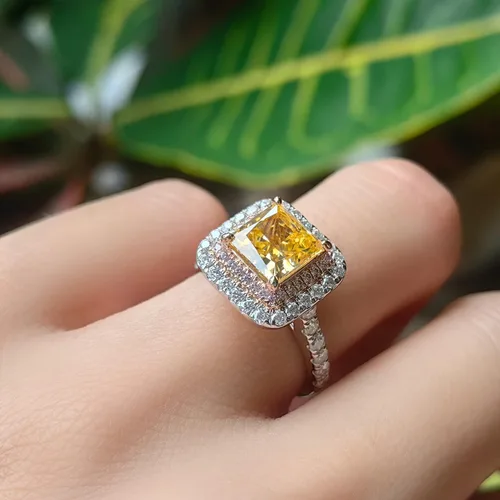 Vista 4 de DovEggs Anillo de compromiso de plata de ley PT950 con estampado de diamantes de imitación para mujer, 2 quilates, 0.276 x 0.276 in, amarillo