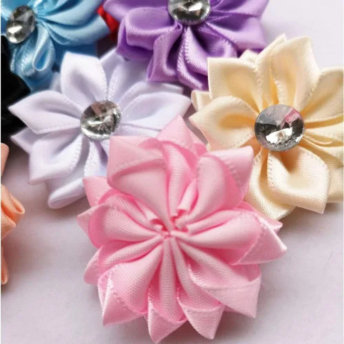 Vista 3 de Chenkou Craft 40 piezas de flores de cinta de raso con perlas de boda DIY apliques (Multi)
