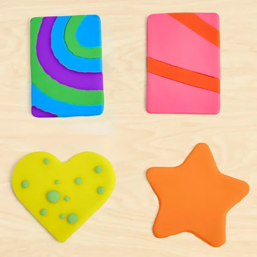 Vista 11 de Play-Doh Juego de números y formas con 17 herramientas y 20 barras de plastilina, suministros para el aula de regreso a la escuela, artes