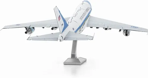 Vista 6 de Fascinations Kit de modelo de metal 3D Metal Earth Air Force One con pinzas