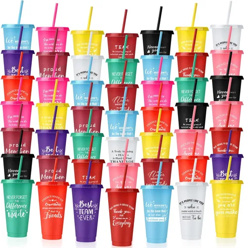 Vista 9 de Nuenen 50 vasos de agradecimiento a los empleados con popote y tapa a granel de 24 onzas, taza de agradecimiento, regalo de fiesta de Navidad, vasos