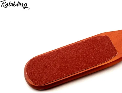 Vista 4 de Herramienta de pedicura para quitar piel dura con callos de madera de doble cara (tamaño 3)