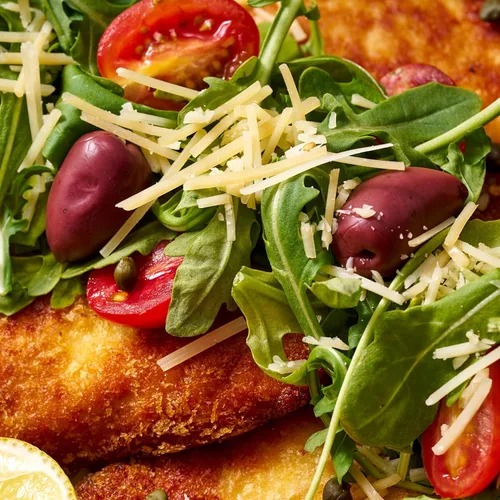 Vista 5 de Roland Foods - Aceitunas Kalamata enteras sin hueso, de Grecia.
