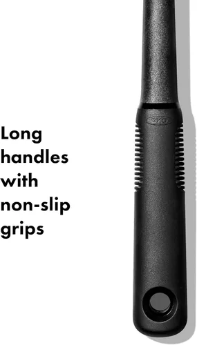 Vista 2 de OXO Good Grips Picadora de carne molida, color negro