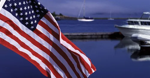Vista 7 de Bandera de los Estados Unidos para barco bordada, de Taylor Made Products, con 50 estrellas