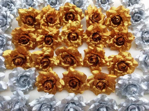 Vista 2 de 50 flores de seda, rosas doradas y plateadas, cabeza de flor – 1.75 pulgadas – cabezas de flores artificiales de tela, suministros florales al por